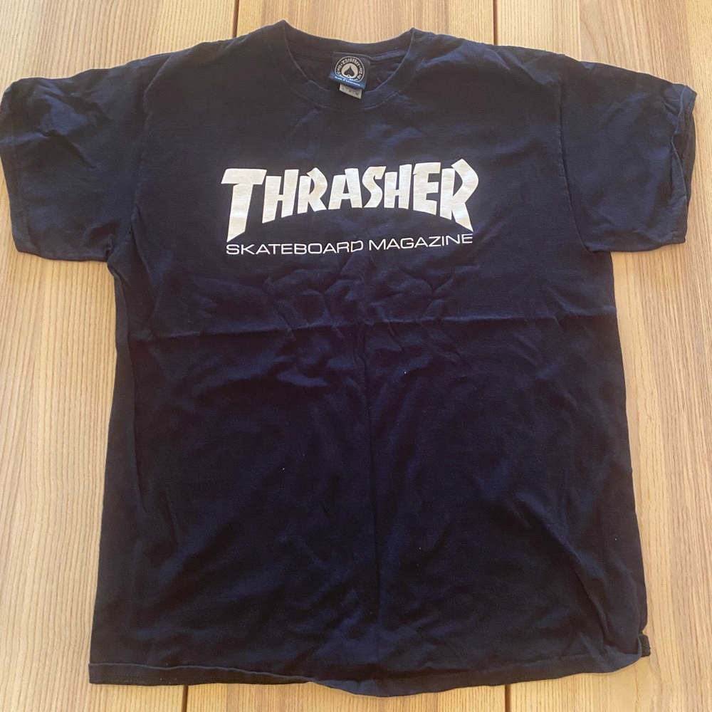 THRASHER T-shirt Size Large